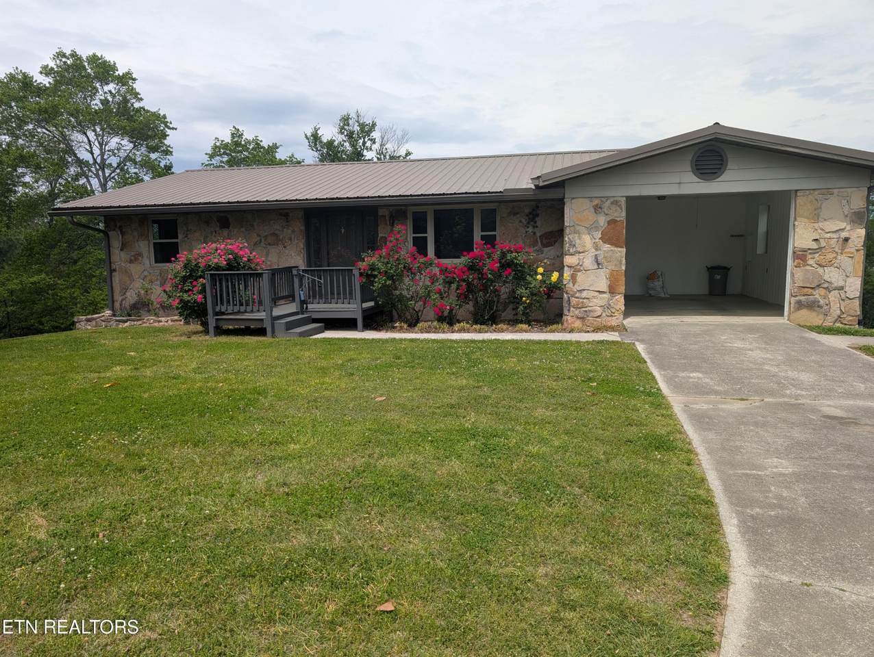 147 Evans Rd - Photo 1