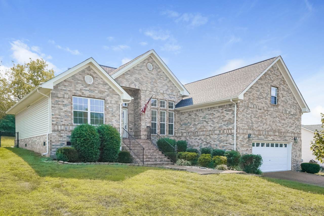 1706 Shetland Ln - Photo 1