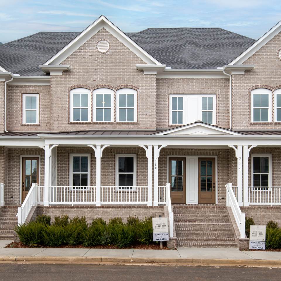 3180 Long Branch Cir - Photo 1