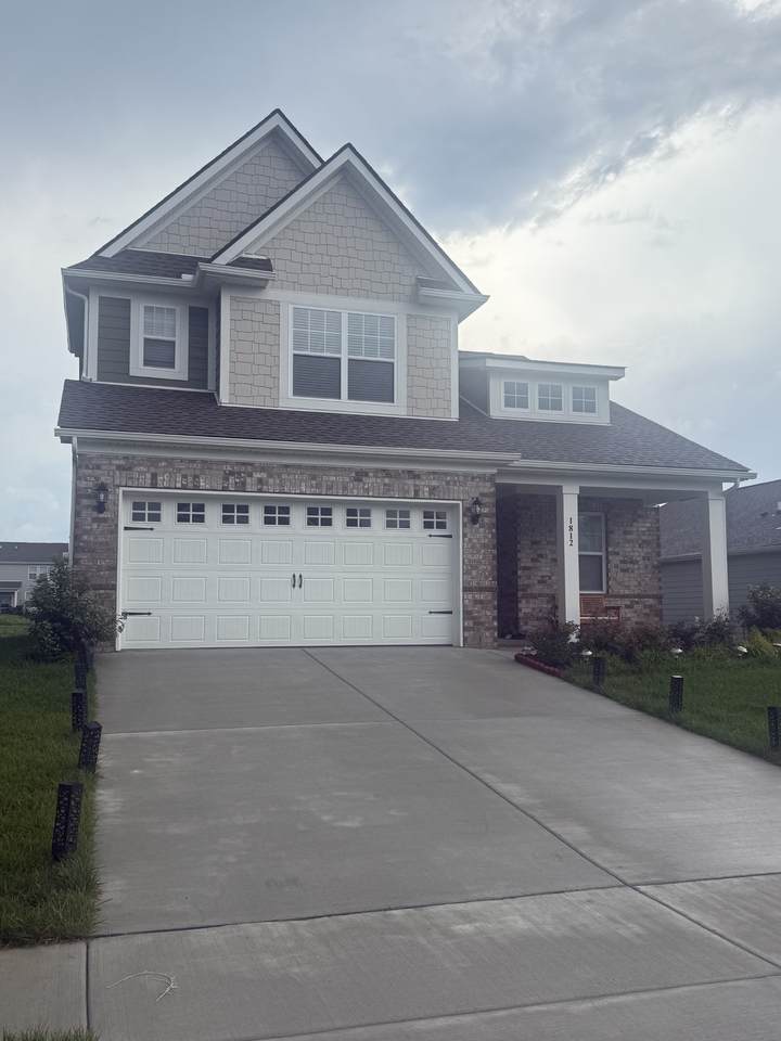 1812 Ravens Run - Photo 1