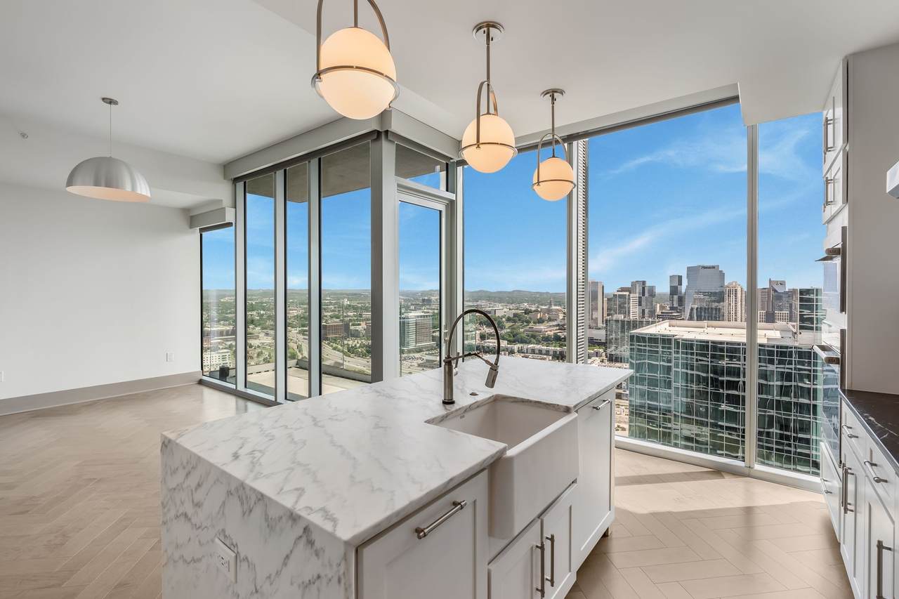 1616 West End Ave - Photo 1