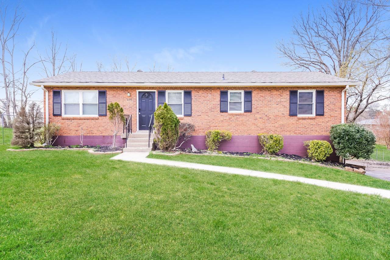 226 Grandview Dr - Photo 1