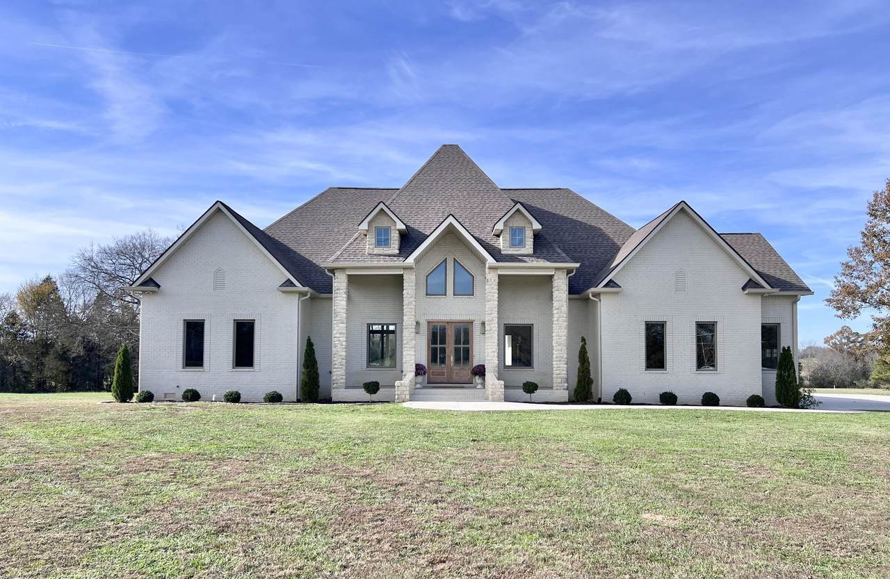1465 Smith Rd - Photo 1