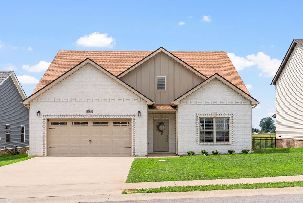 1398 Citadel Dr - Photo 1