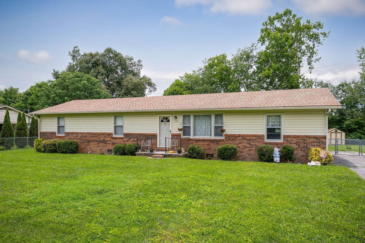 939 Indian Hills Rd - Photo 1