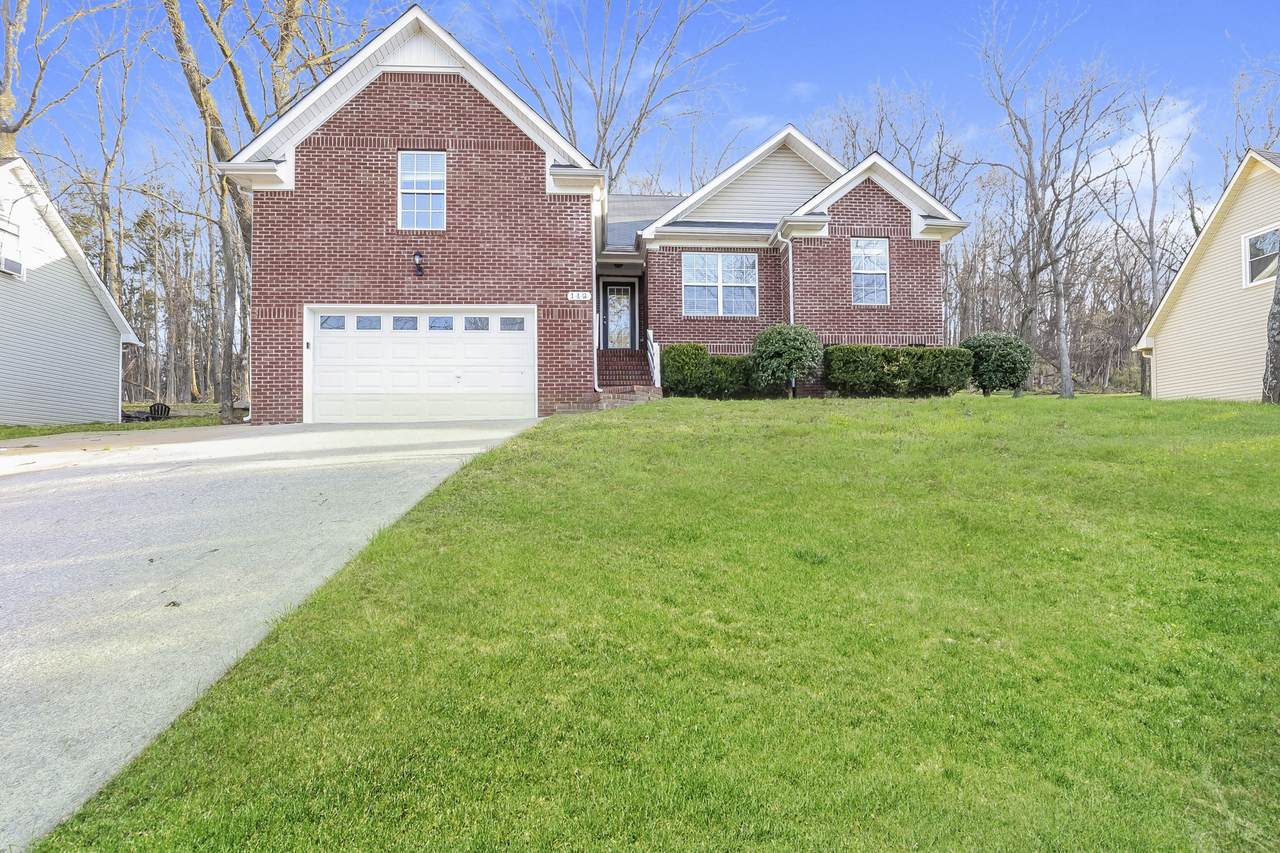 112 Mckinley Dr - Photo 1