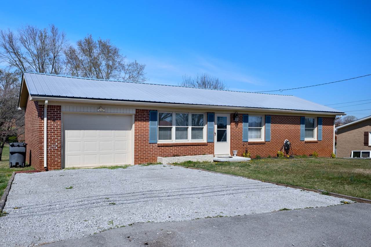 218 Cherry Ln - Photo 1