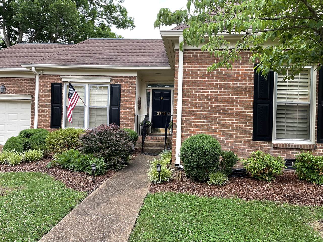 2711 Abbott Martin Rd - Photo 1
