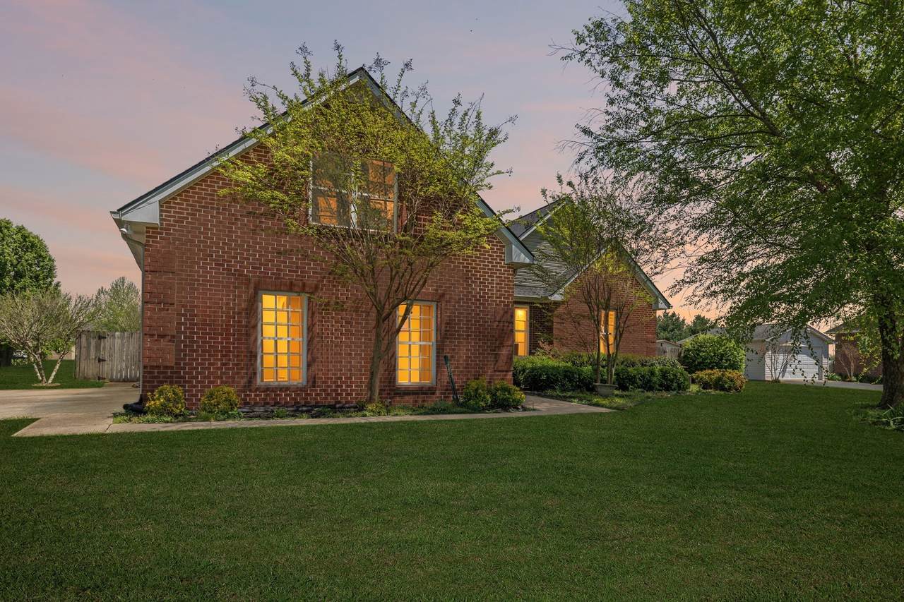 1000 Roland Ct - Photo 1