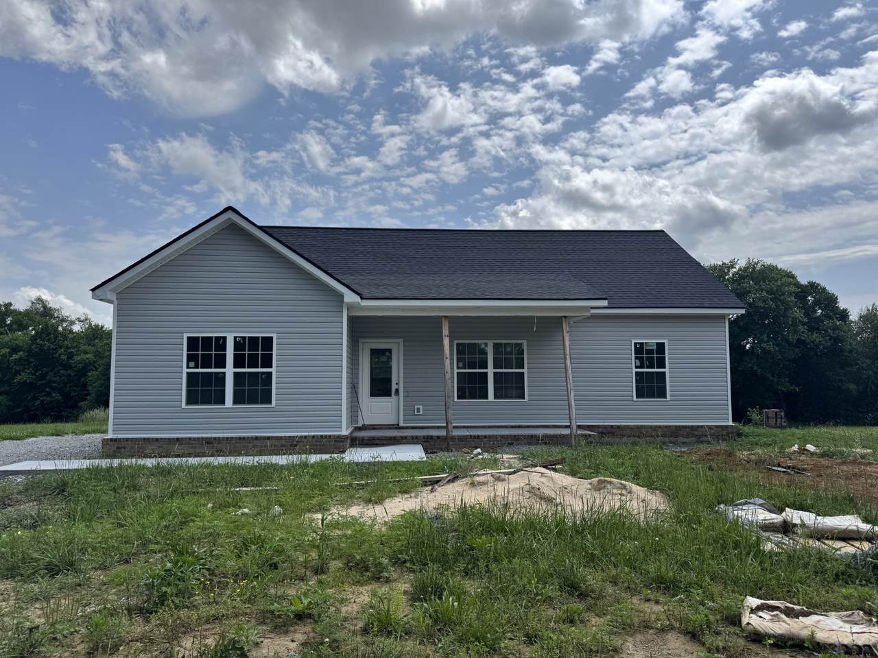 382 Underhill Rd - Photo 1