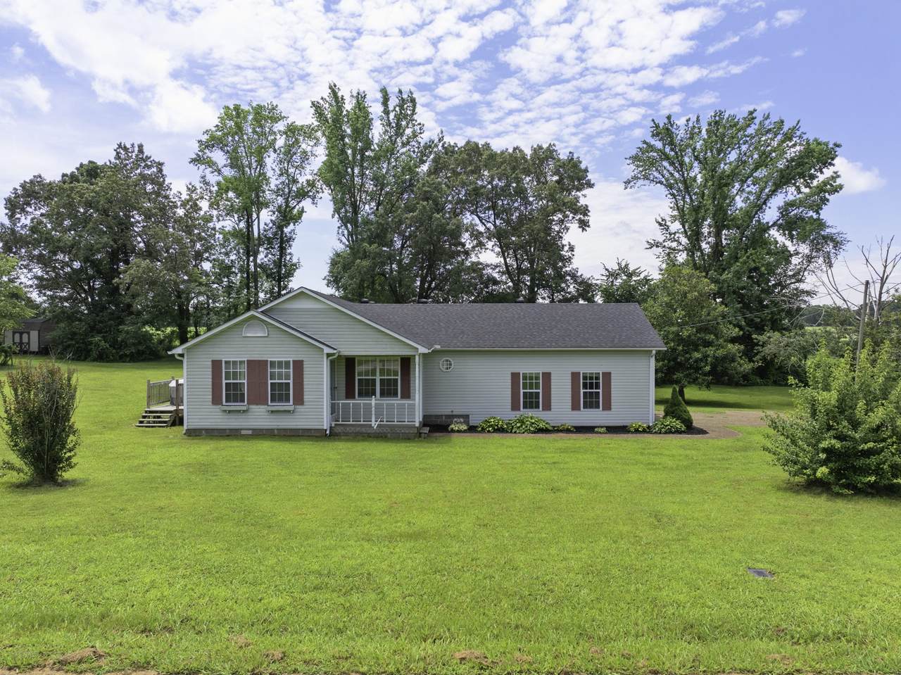 481 Pratt Cir - Photo 1