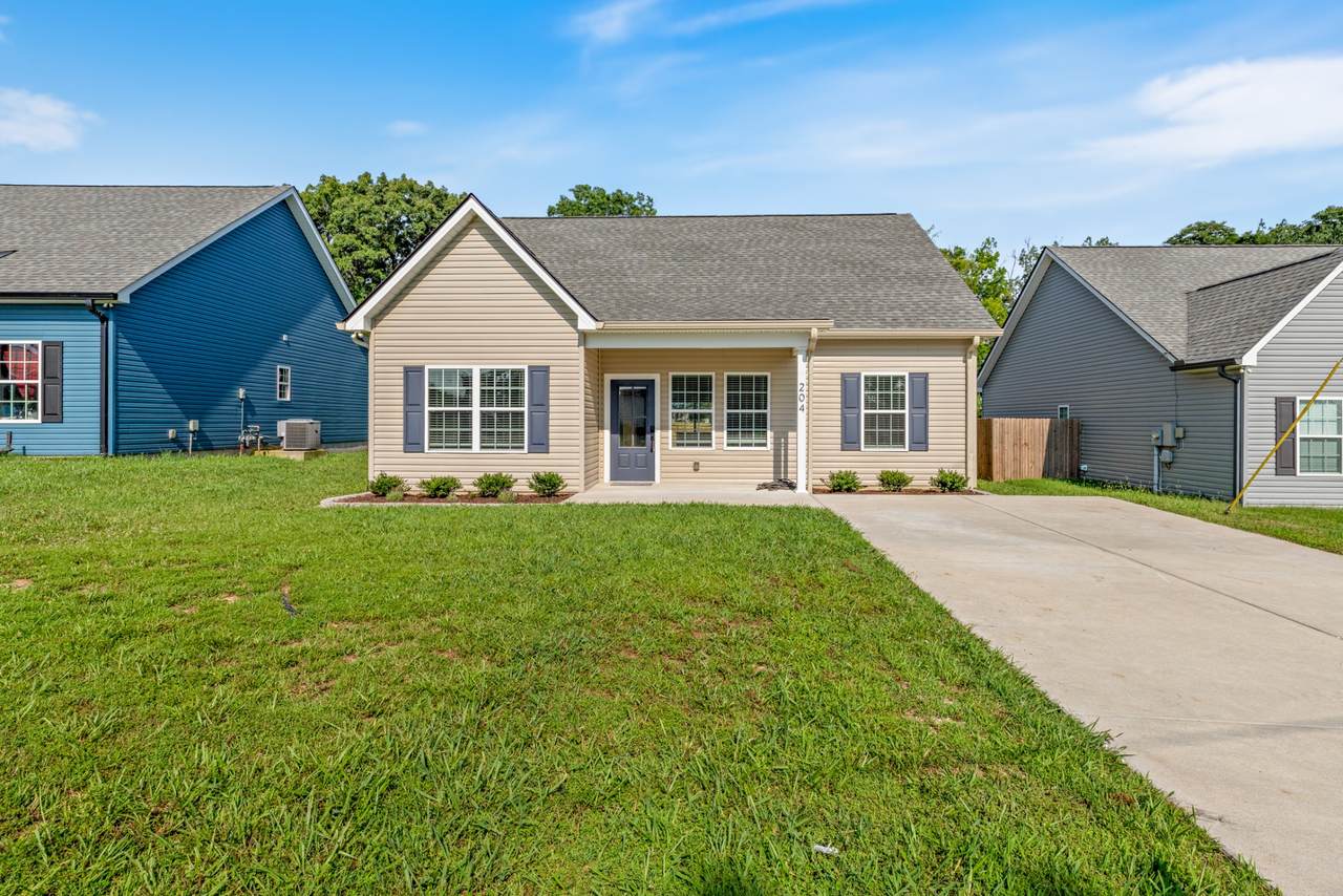204 Miller St - Photo 1