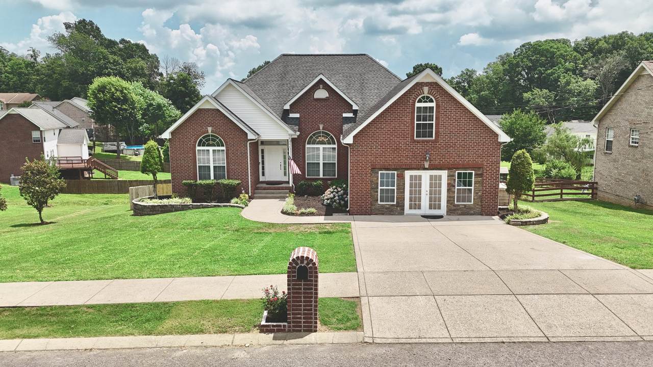 104 Camden Ct - Photo 1