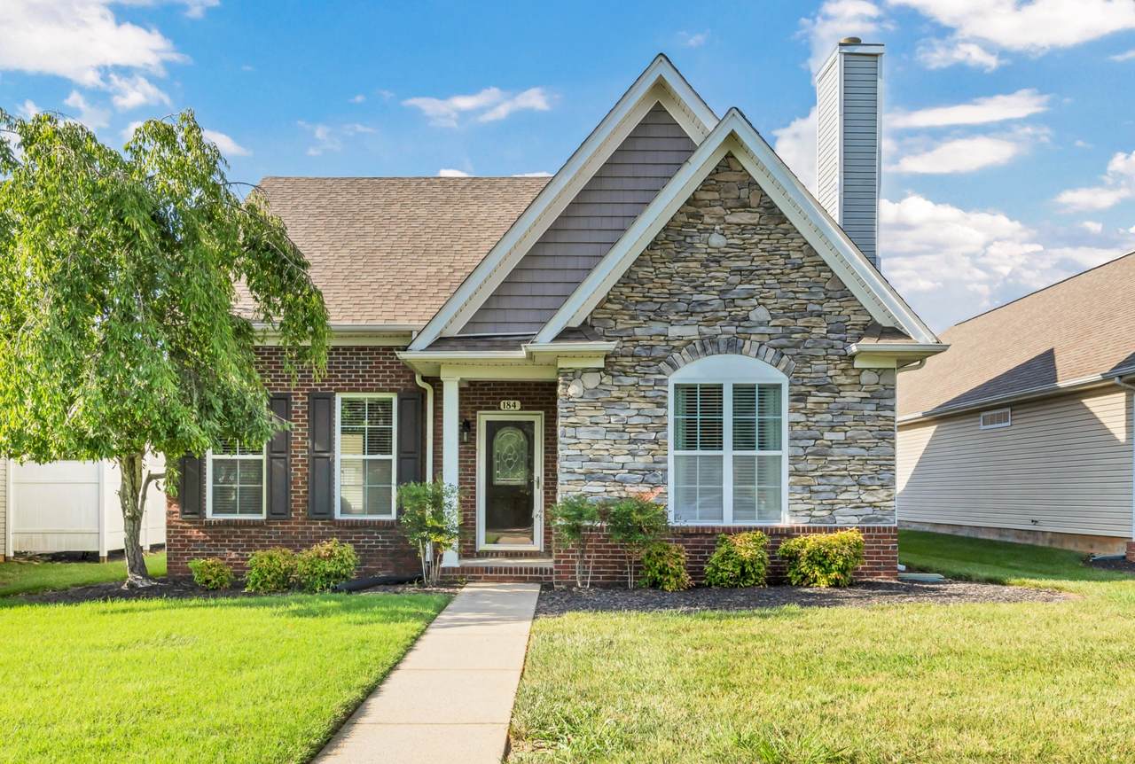 184 Whitman Aly - Photo 1