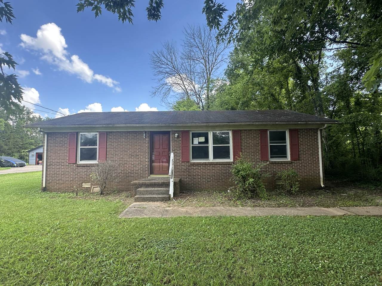 2506 Halls Hill Pike - Photo 1