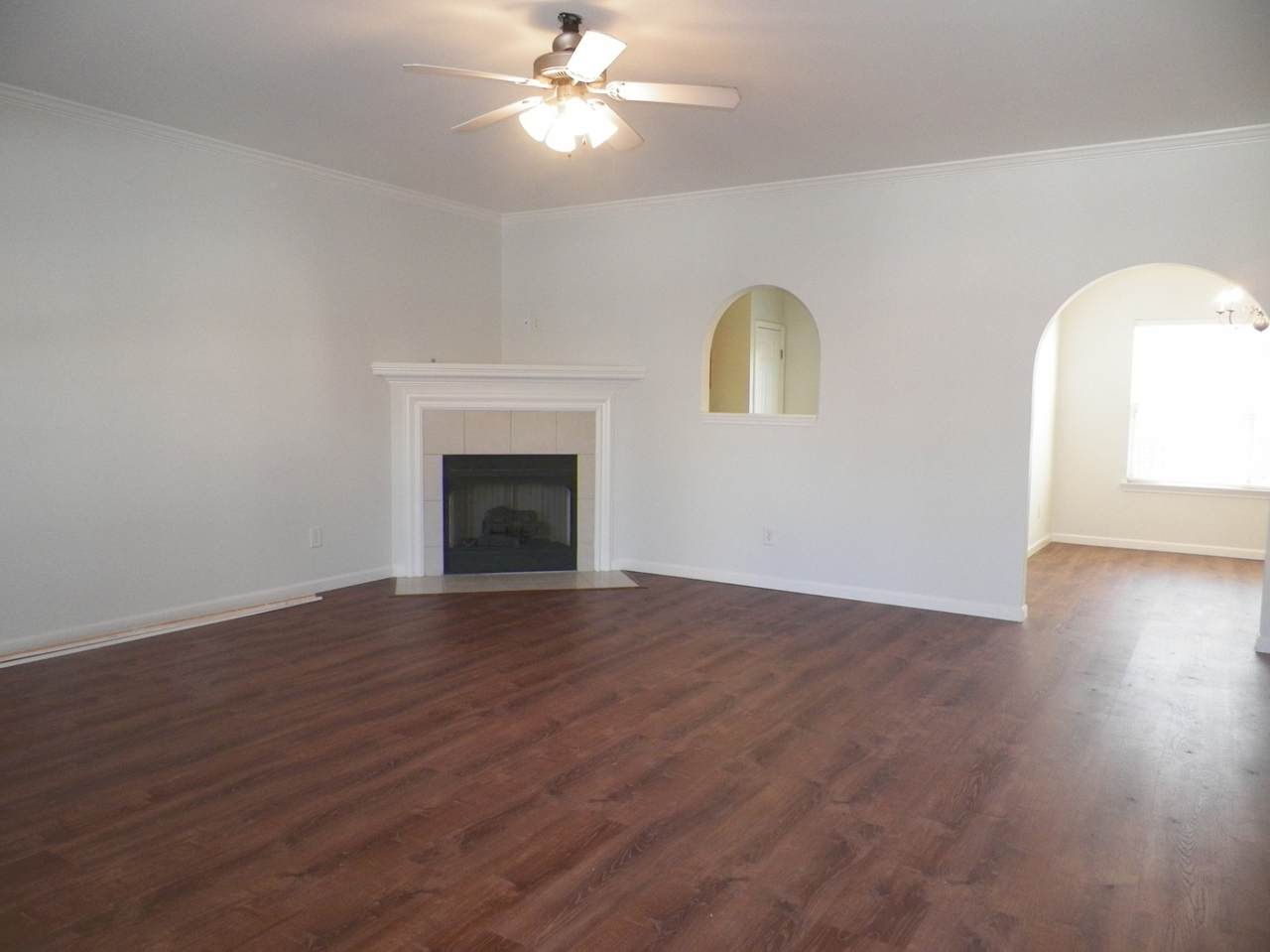1101 Downs Blvd - Photo 1