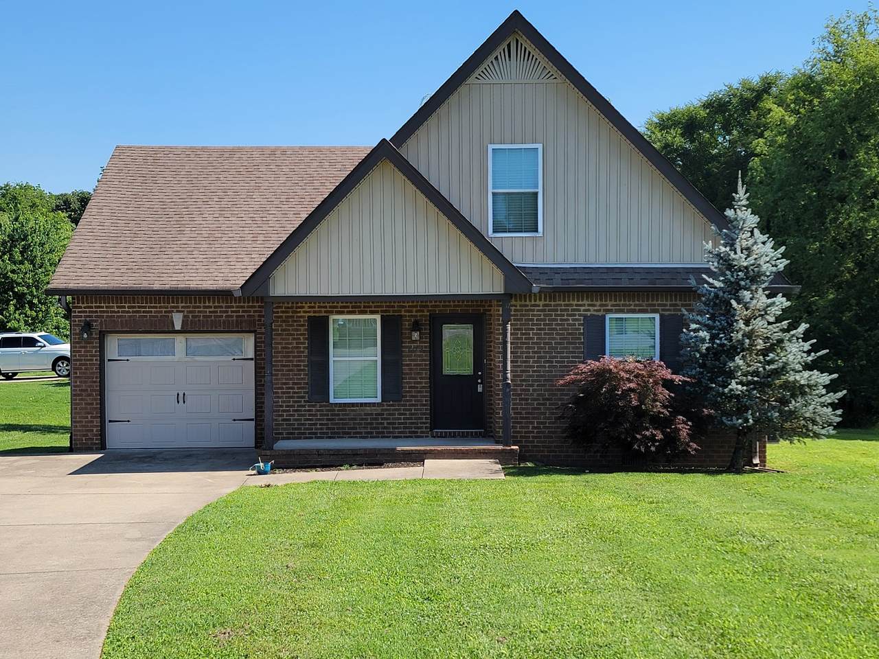 103 Colorado Cir - Photo 1