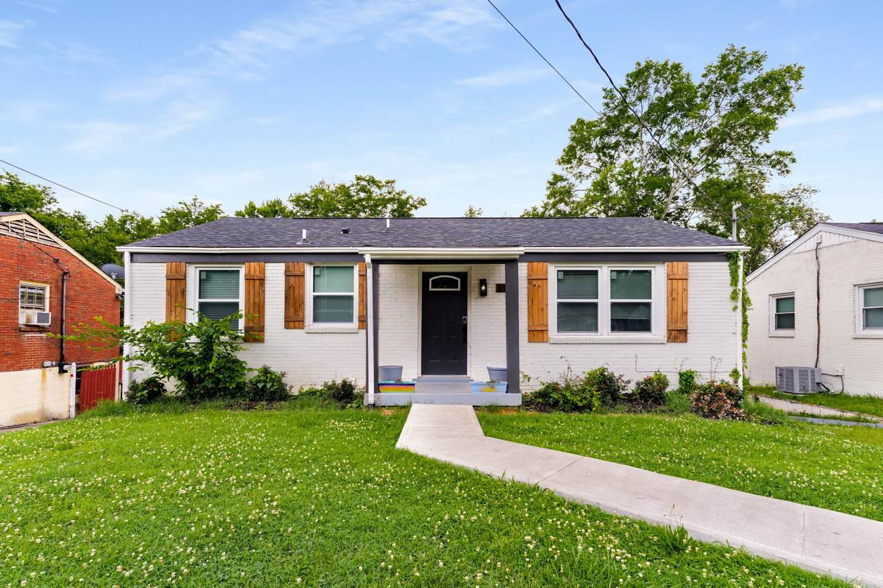 3211 Mayer Ln - Photo 1