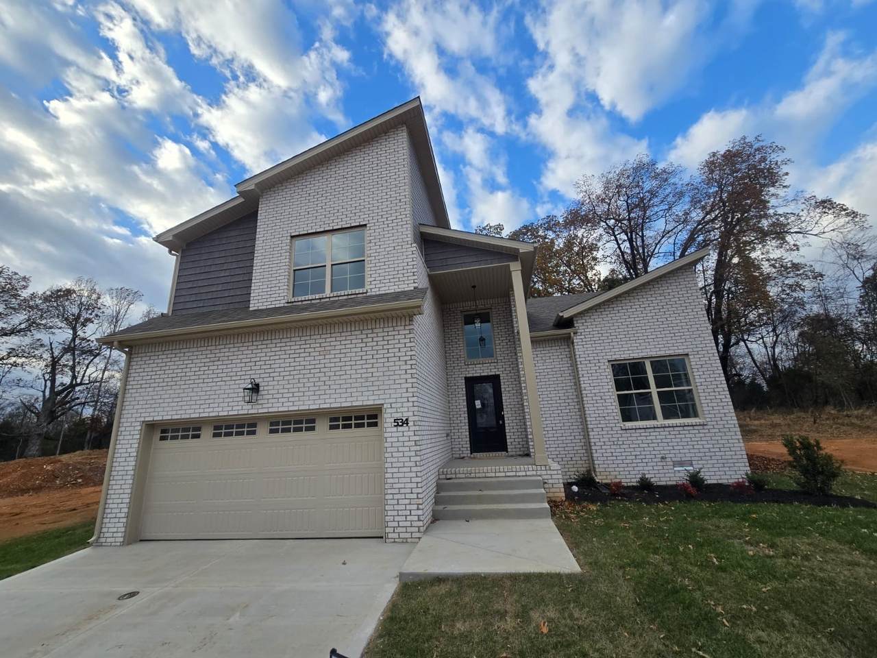534 S Halifax Ct - Photo 1