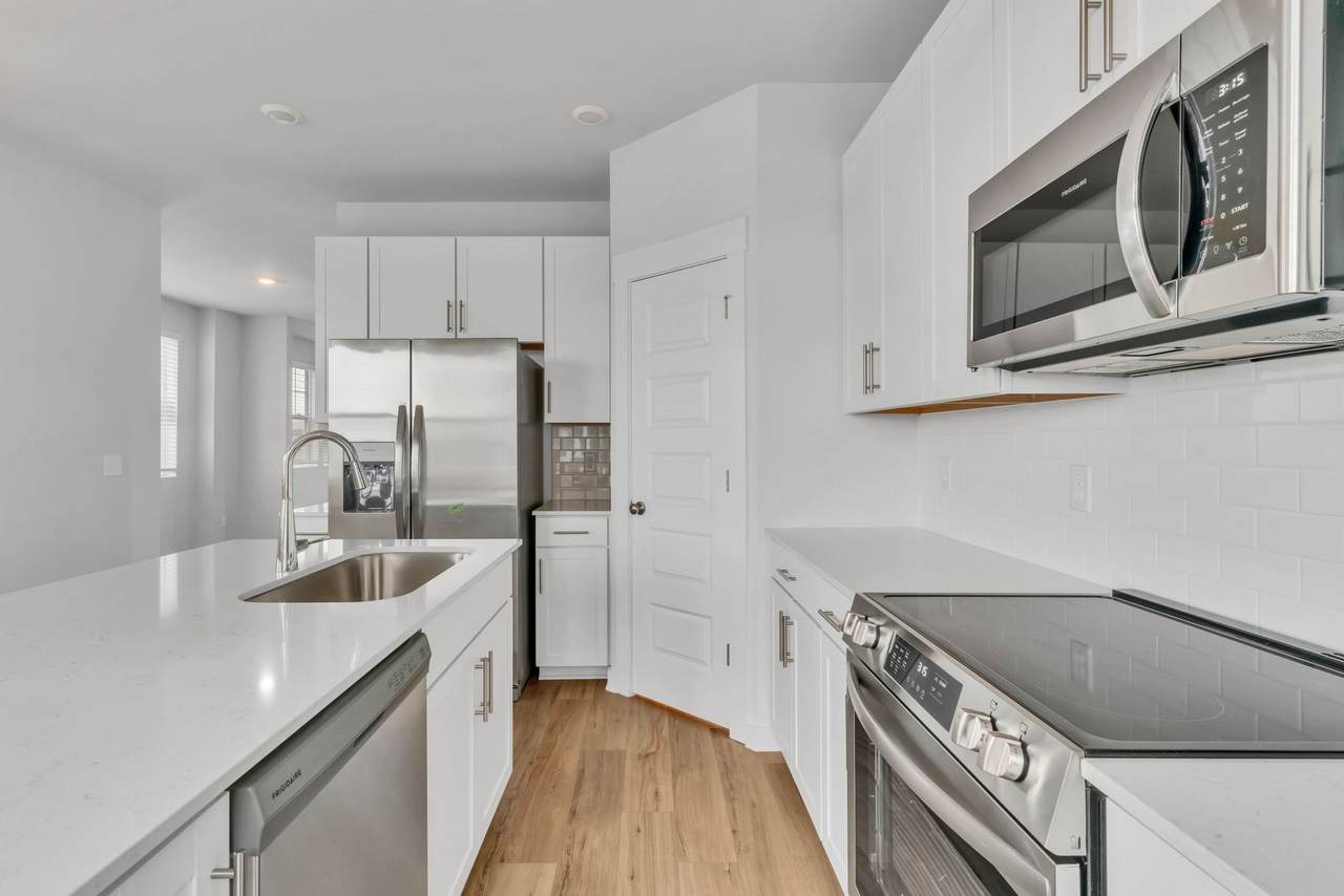 510 Hinton Street - Photo 1