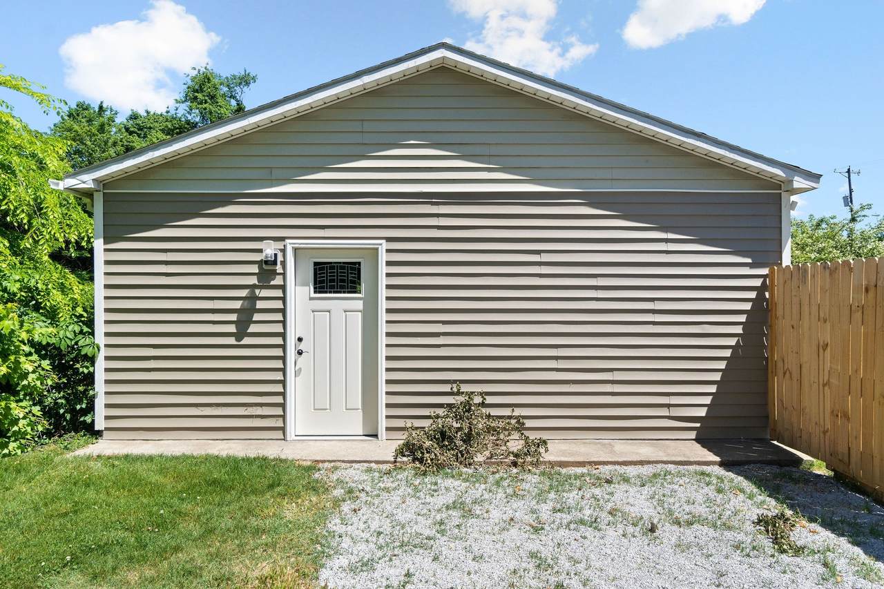 478 Thompkins Ln - Photo 1