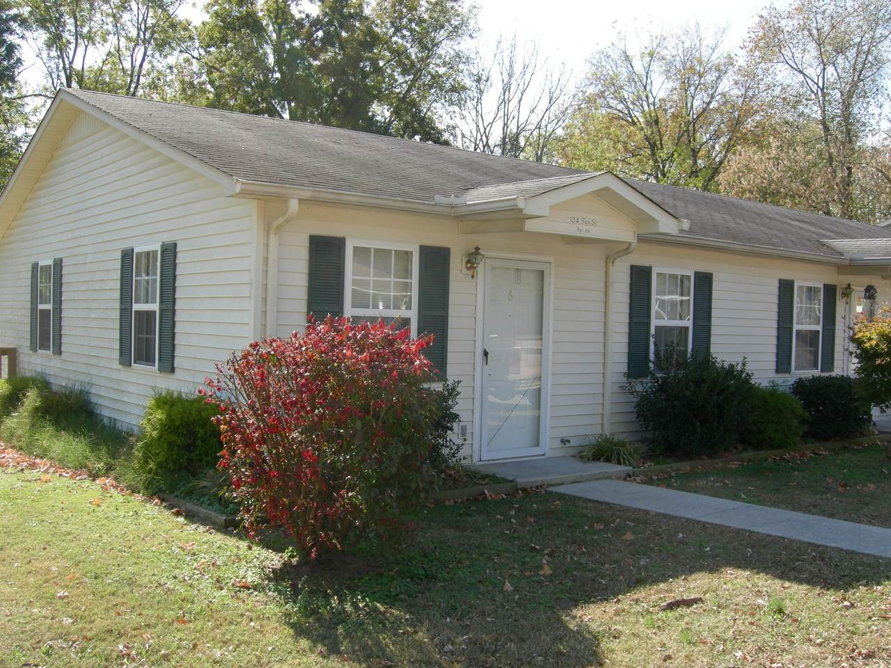 124 Fair St - Photo 1