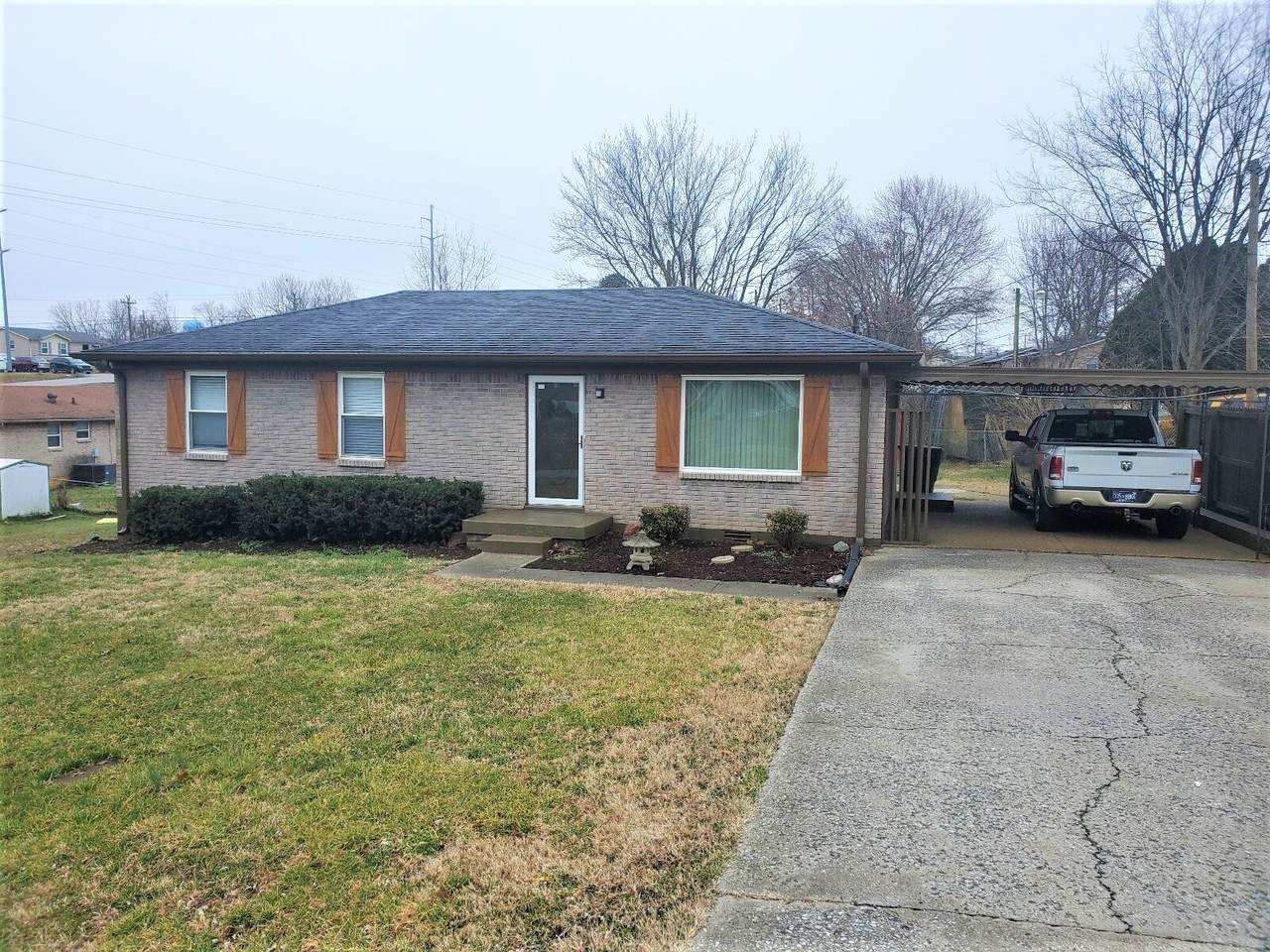 701 8th Ave - Photo 1