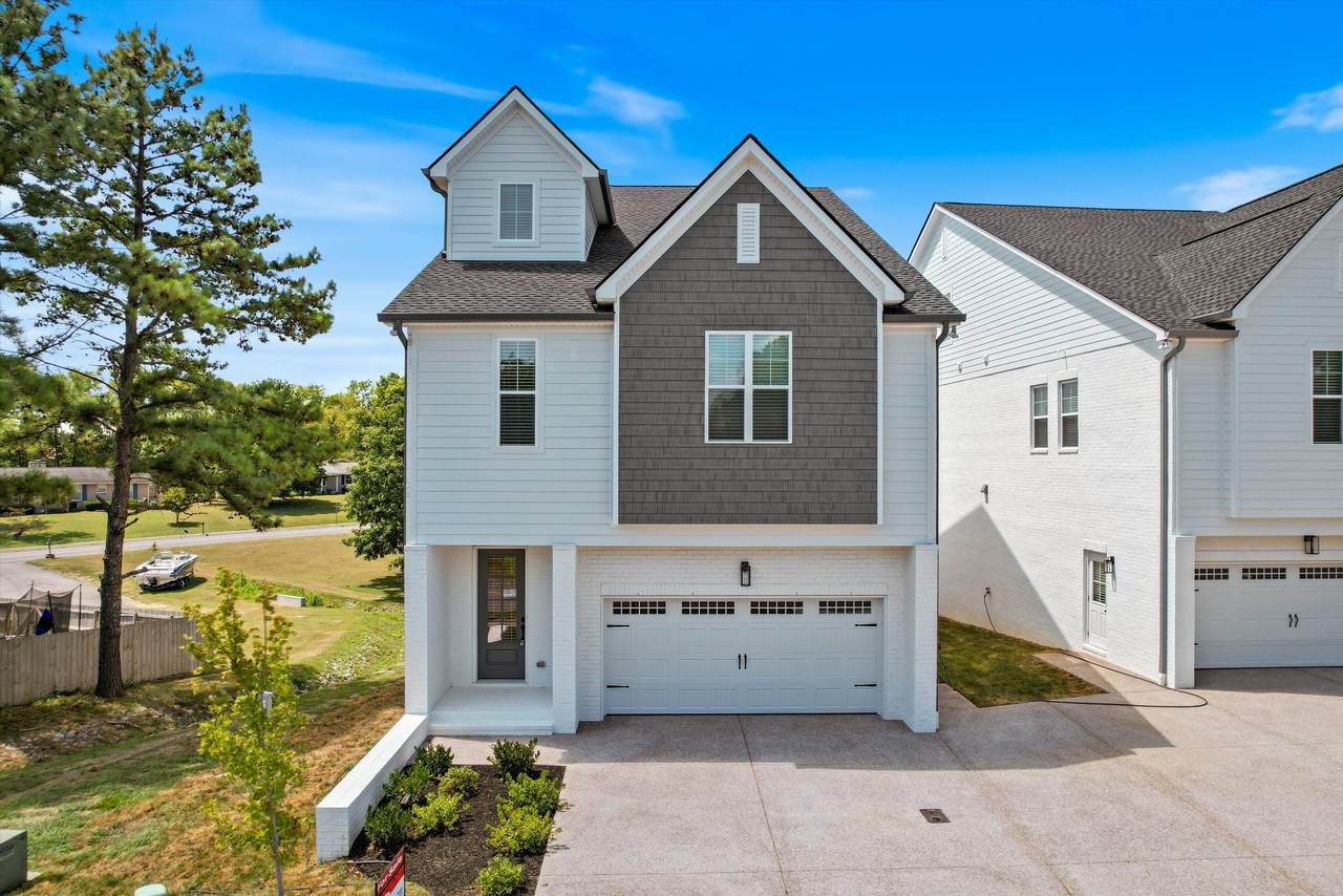 317 Old Shackle Island Rd - Photo 1