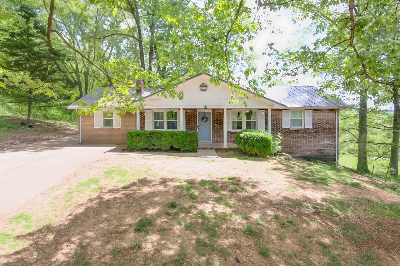 3150 Sugar Creek Rd - Photo 1