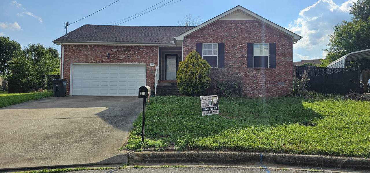938 Lindsey Dr - Photo 1