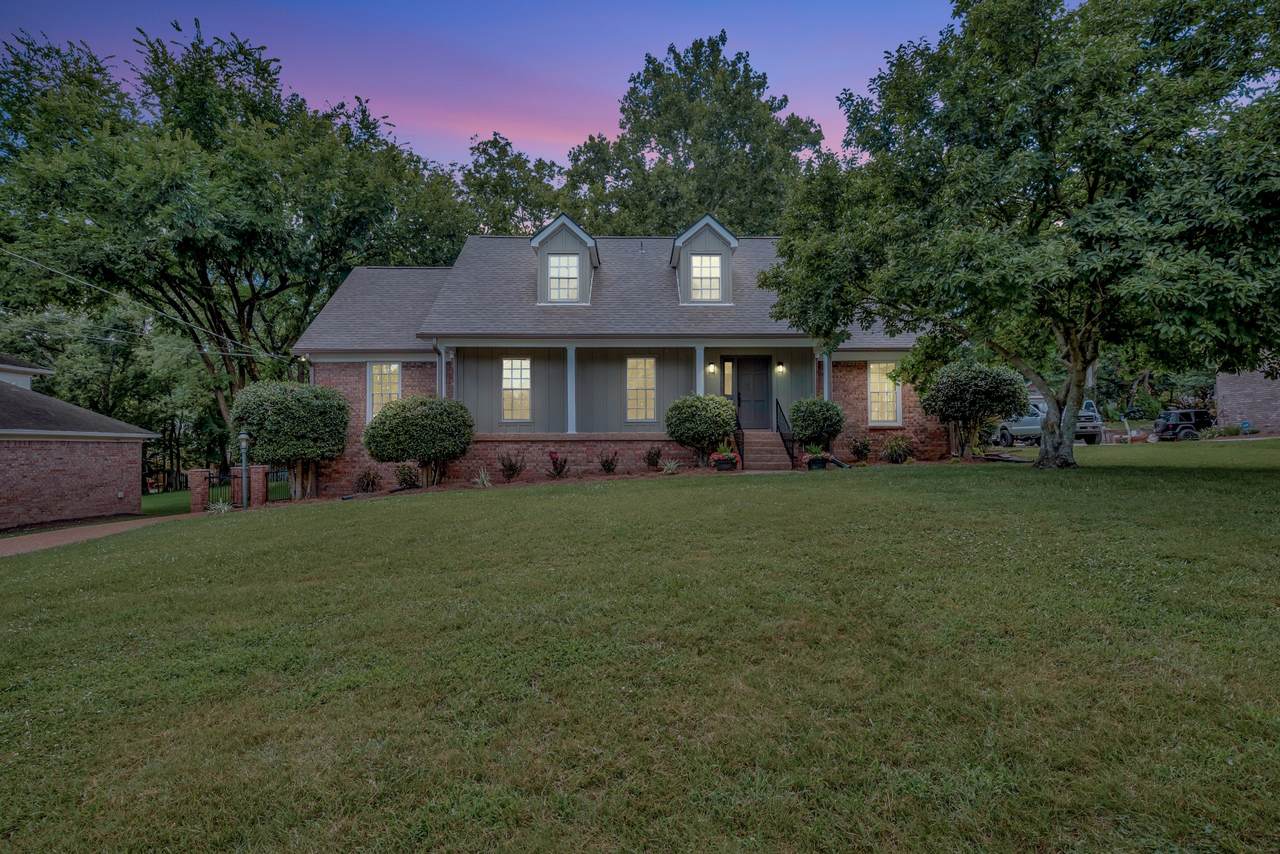 123 Jefferson Dr - Photo 1