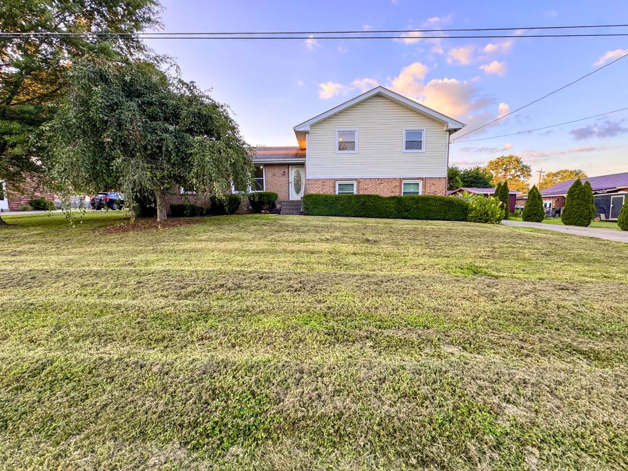 105 Peartree Dr - Photo 1