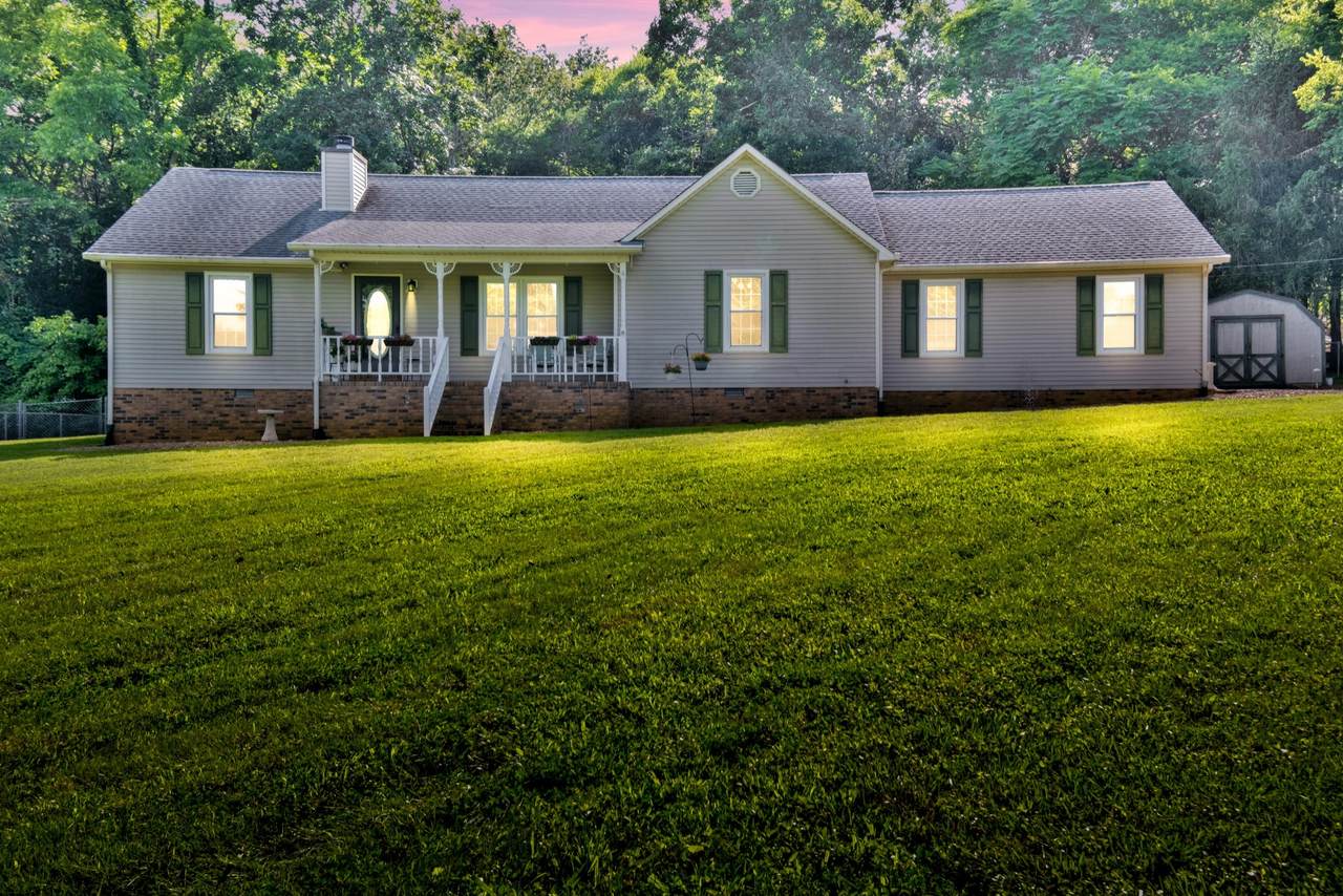 706 Running Deer Dr - Photo 1