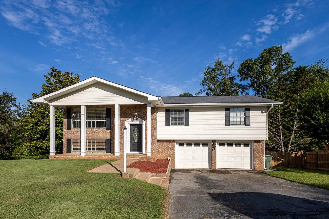 1340 Michael Lane - Photo 1