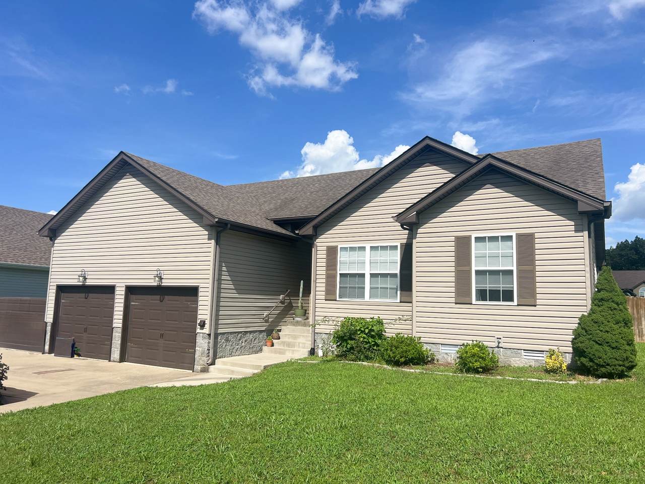 1265 Morstead Dr - Photo 1