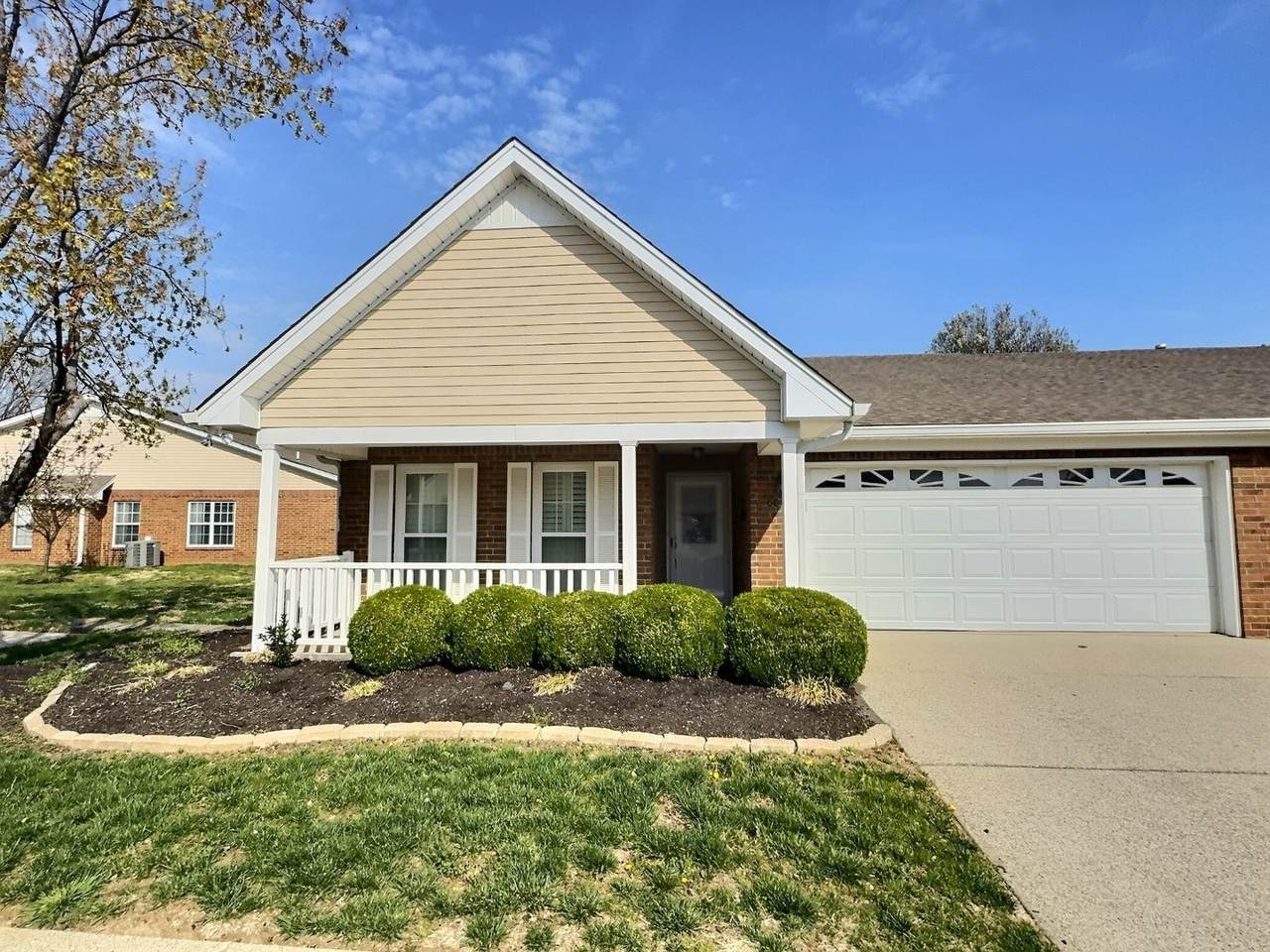 609 Forest Glen Cir - Photo 1