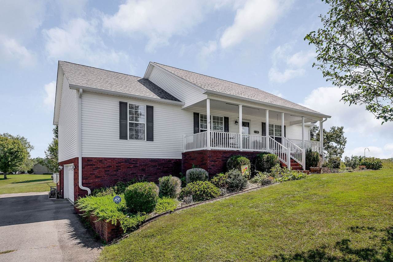 1520 Hawkins Crawford Rd - Photo 1
