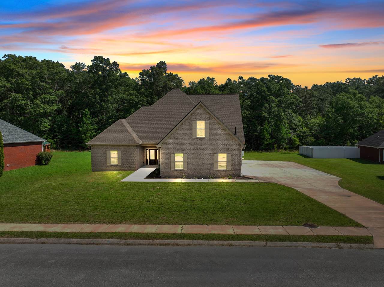 https://bt-photos.global.ssl.fastly.net/nashville/1280_boomver_1_RTC2929233-1.jpg