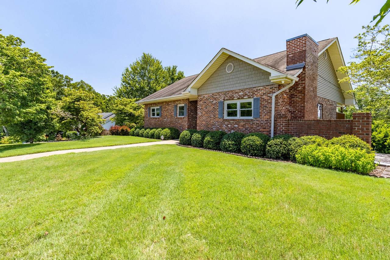 908 Brynwood Drive - Photo 1
