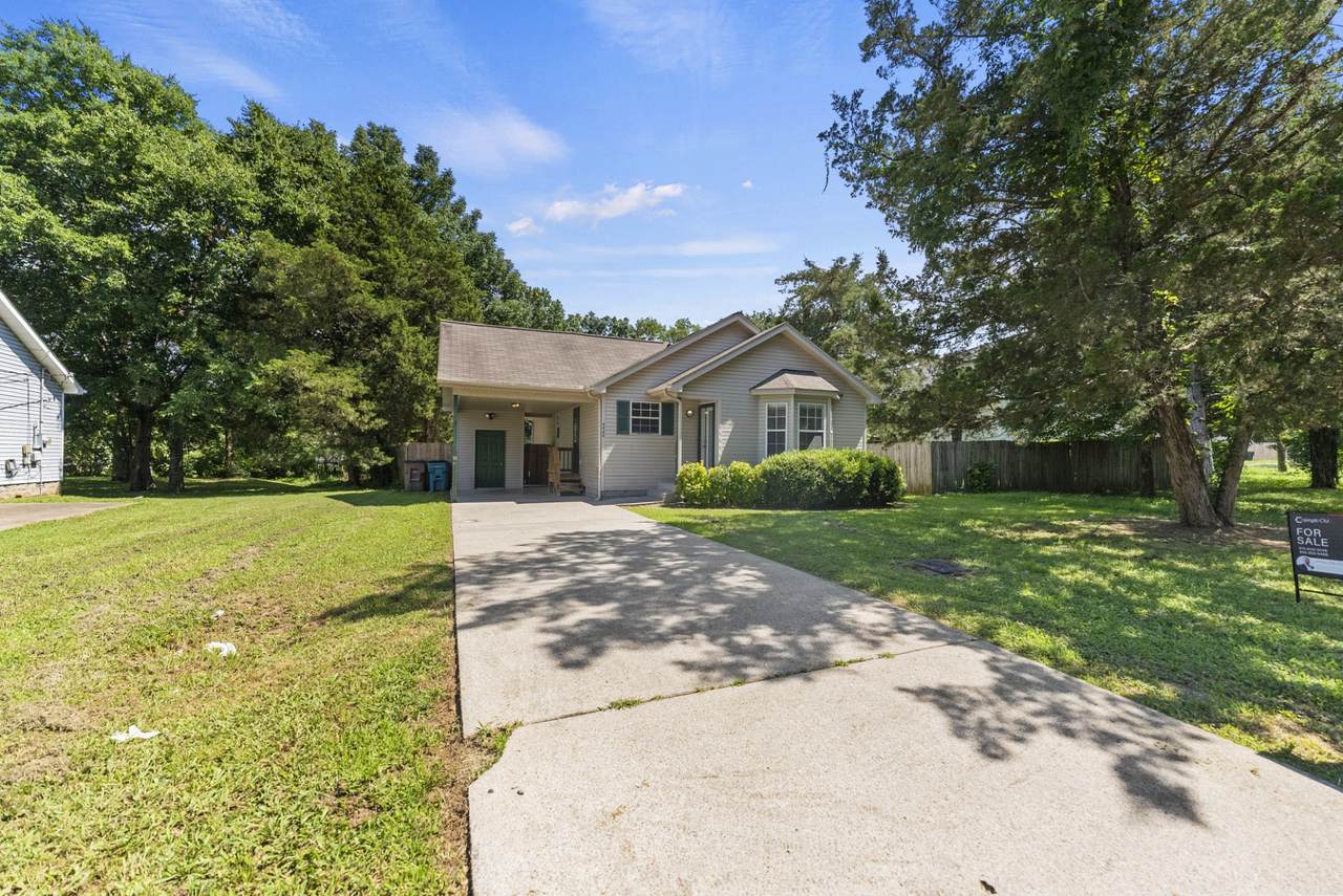 4880 Peppertree Dr - Photo 1