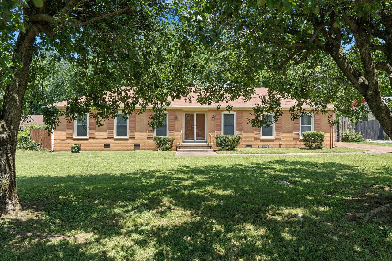 2311 Mayfair Ave - Photo 1