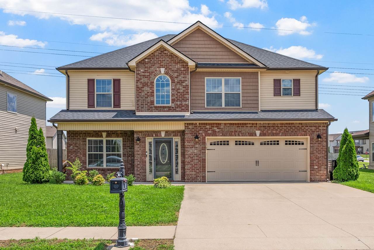 1365 Millet Dr - Photo 1