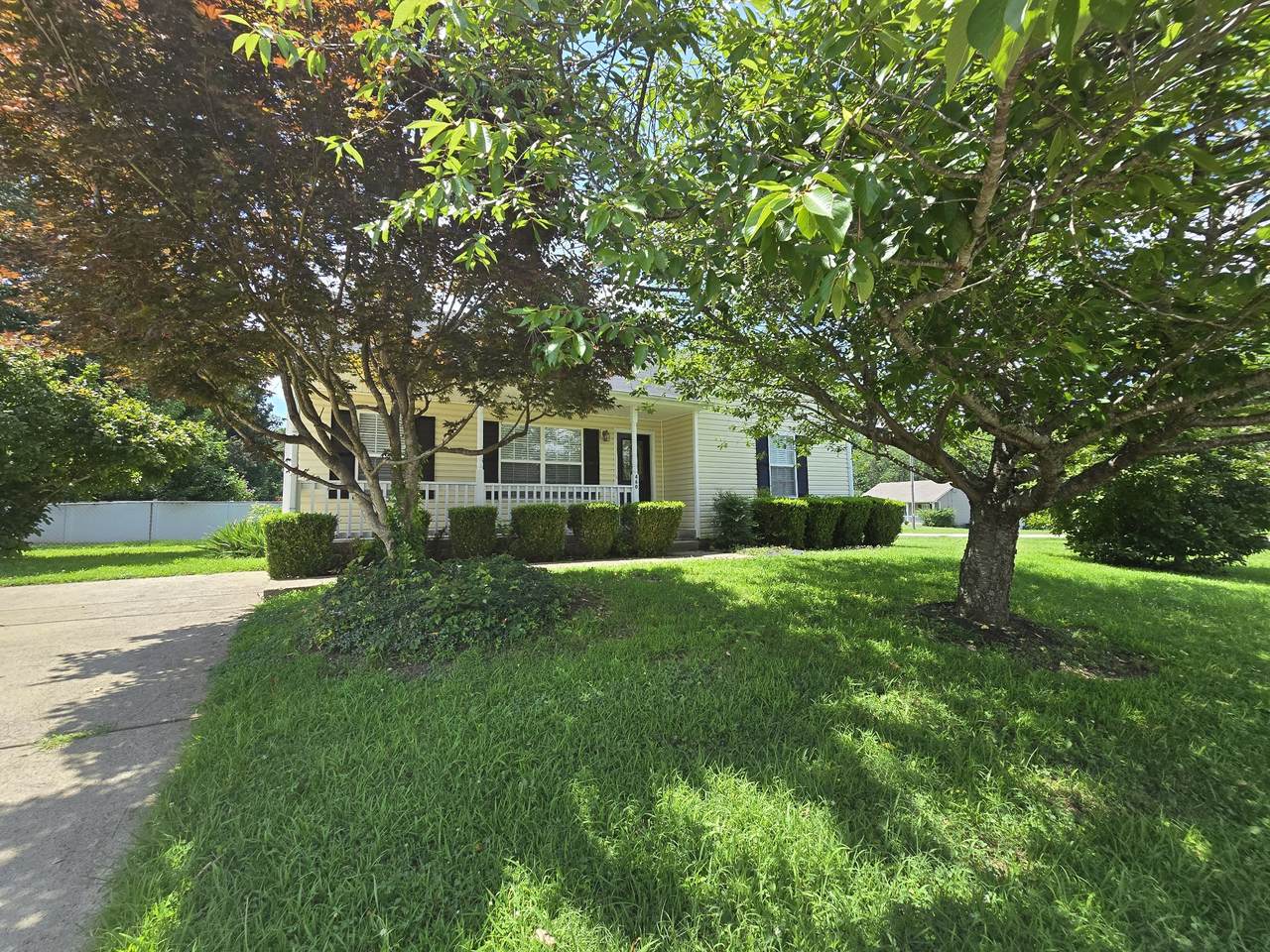 460 Caney Ln - Photo 1