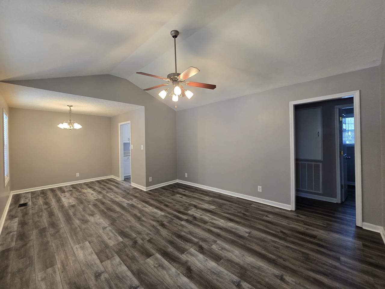 https://bt-photos.global.ssl.fastly.net/nashville/1280_boomver_1_RTC2930328-1.jpg