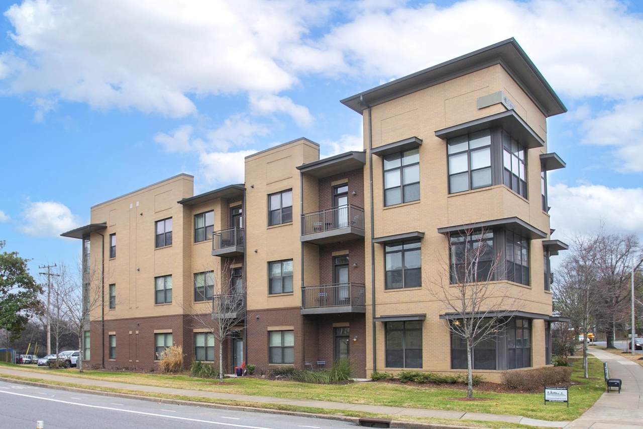 1700 Belcourt Ave - Photo 1