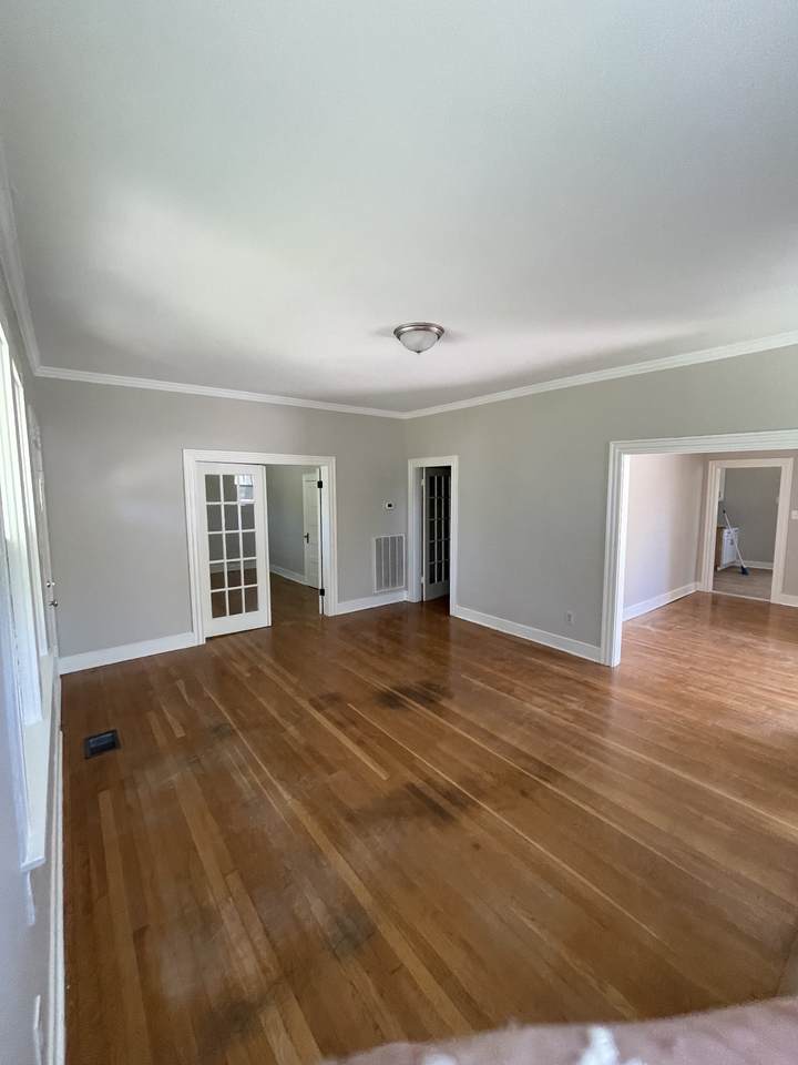 501 Highland Ct - Photo 1