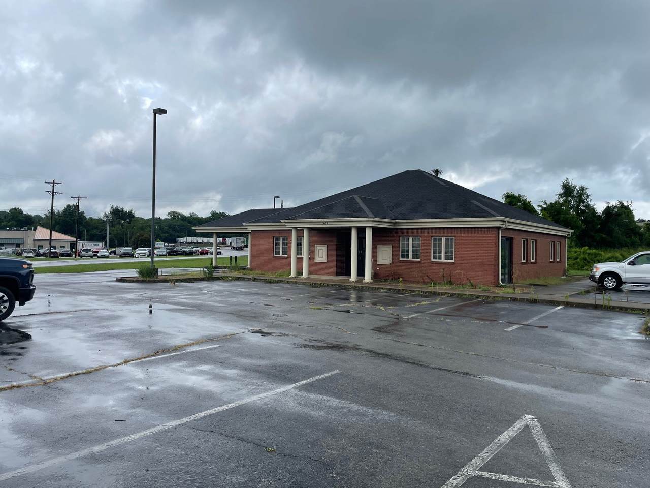 https://bt-photos.global.ssl.fastly.net/nashville/1280_boomver_1_RTC2931572-1.jpg