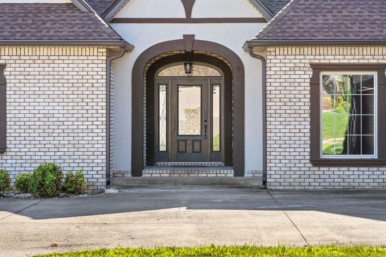https://bt-photos.global.ssl.fastly.net/nashville/1280_boomver_1_RTC2931580-1.jpg