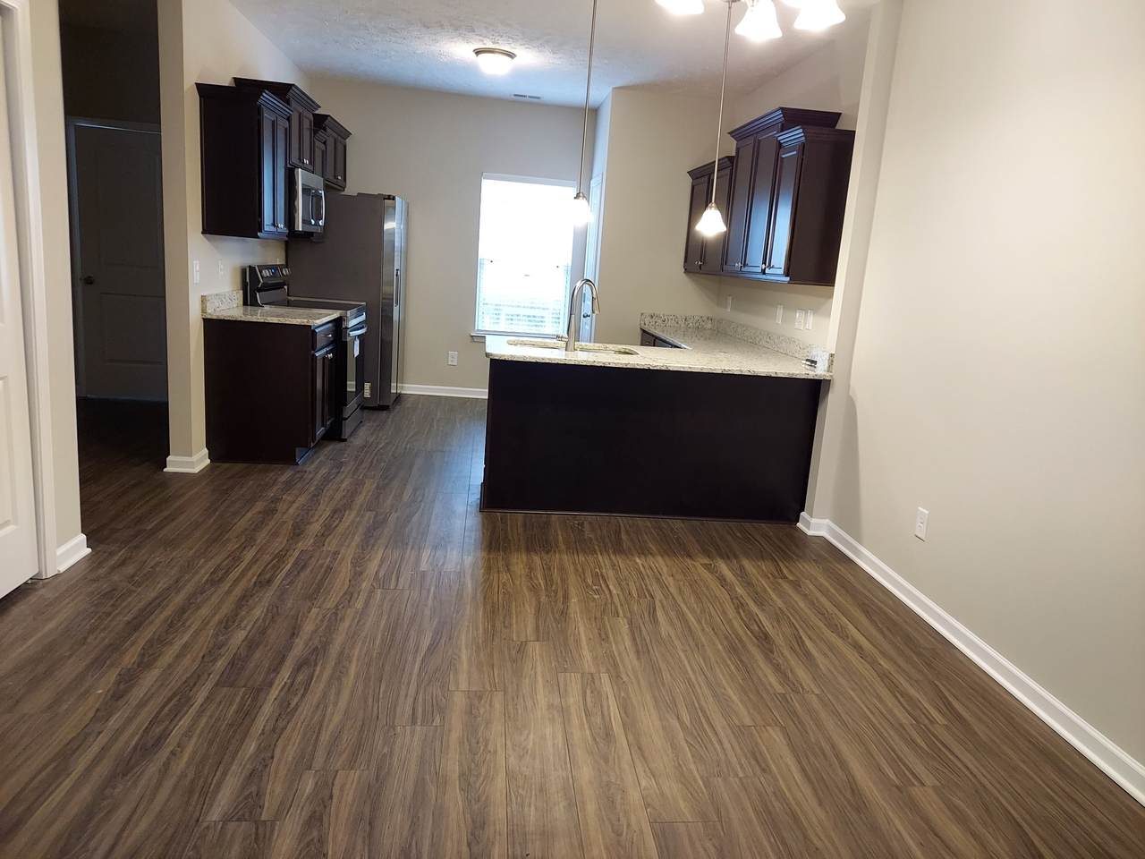 https://bt-photos.global.ssl.fastly.net/nashville/1280_boomver_1_RTC2931679-1.jpg