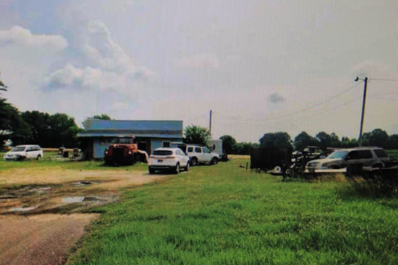 3430 N Meridian St - Photo 1